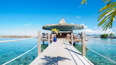 hotel bakoua