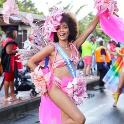 photo d'une des reines du samedi gras du carnaval de Martinique