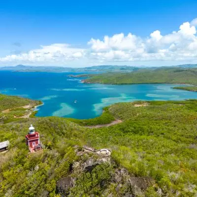 visuel drone de la presqu'île de la caravelle