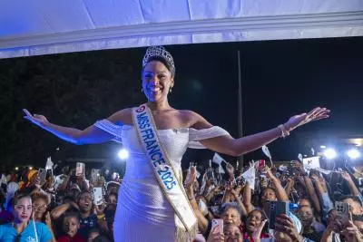 Miss France à son arrivée en Martinique