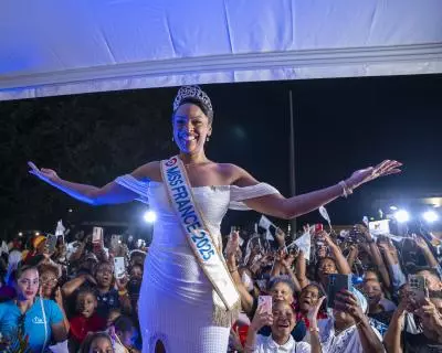 Miss France à son arrivée en Martinique