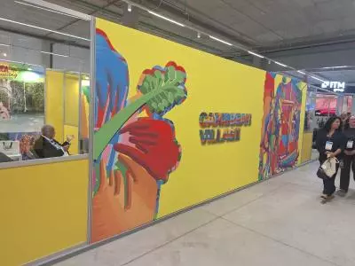 Caribbean village au salon croisière