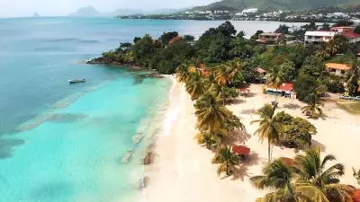 Vue aérienne plage Anse Figuier, Rivière-Pilote